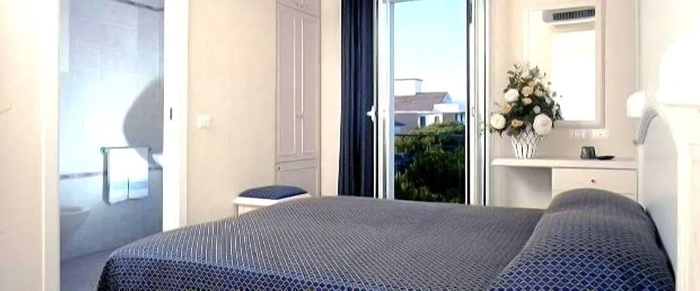Hotel Villa Mare Riccione 3*,